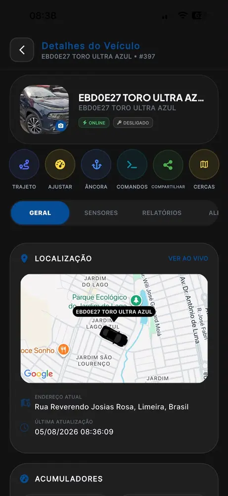 Detalhes e comandos do veículo no aplicativo